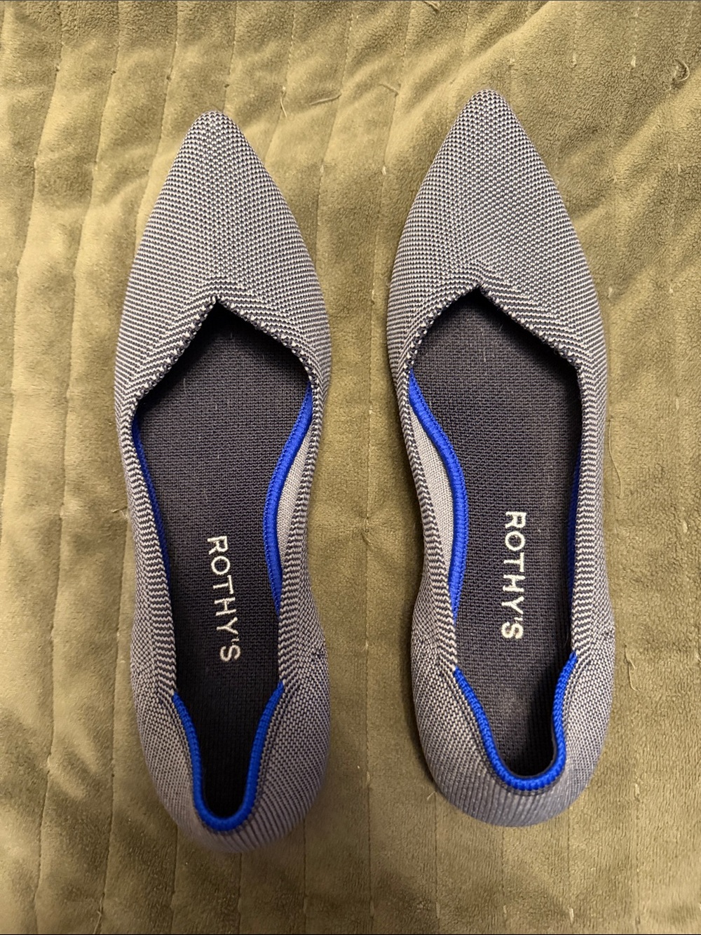 Rothy's Gray Pointed Knit Flats with Blue Trim